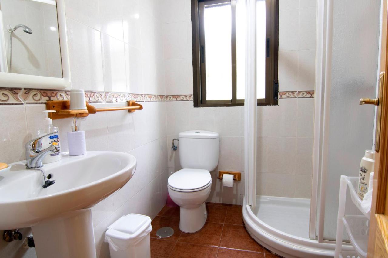 Alojamientos Lunada Candeleda Ngoại thất bức ảnh